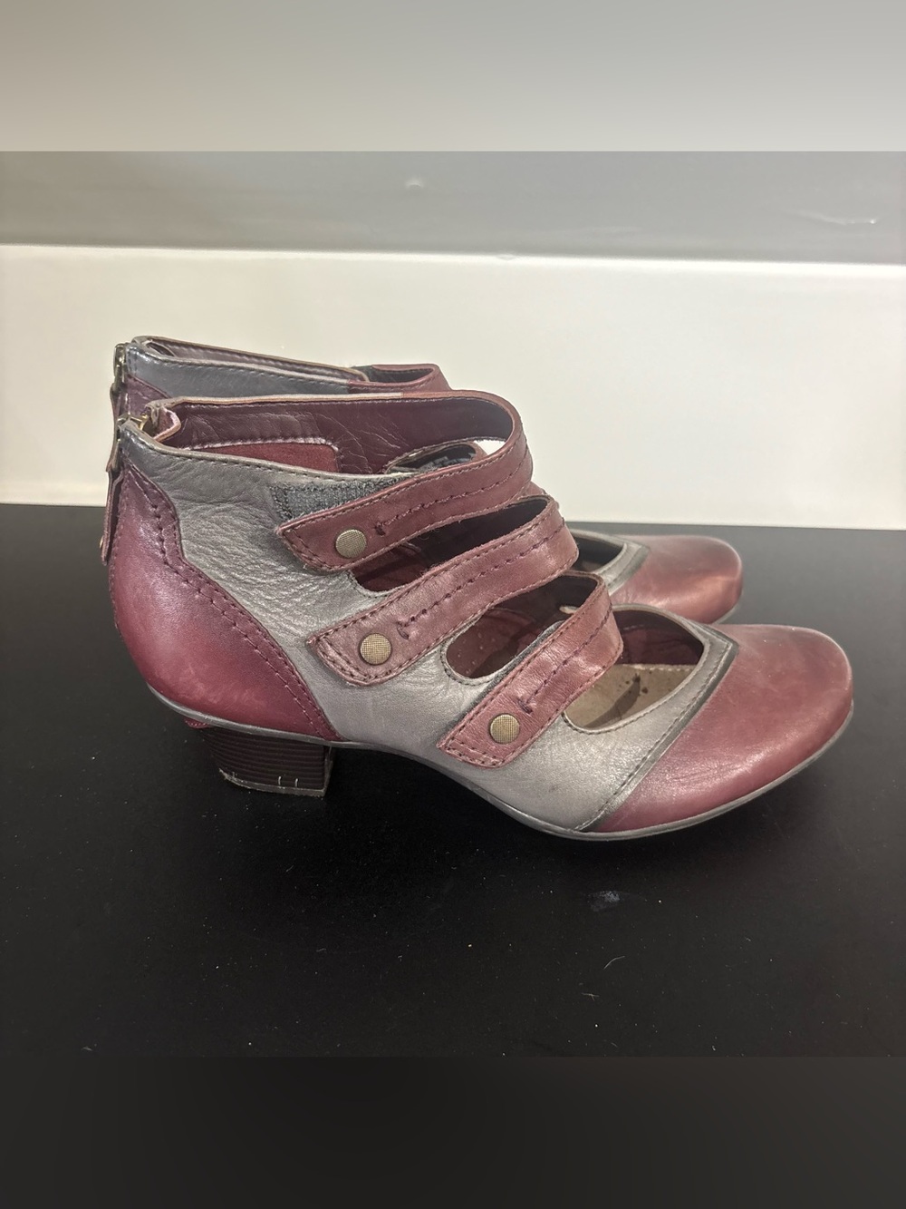 Earth Serano Women's Burgundy Gray Leather Mary Jane Heels Shoes Size 9